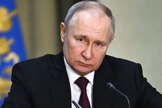 Rusko je otvorené politickému a diplomatickému riešeniu ukrajinskej krízy, tvrdí Vladimir Putin.