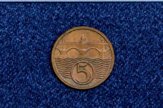 Najzáhadnejšia a najvzácnejšia československá minca sa vydražila za 66-tisíc eur.