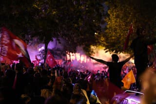 Oslavy po víťazstve Recepa Tayyipa Erdogana v prezidentských voľbách v Turecku.