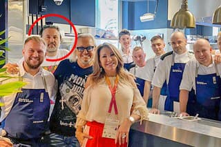 V slovenskej reštaurácii sa niekoľkokrát po boku podnikateľa Szásza (v krúžku) objavili aj Geissenovci.