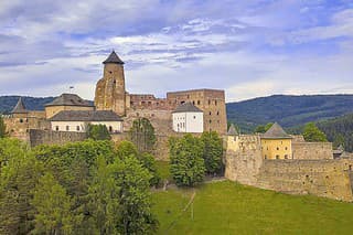 Do Ľubovnianskeho hradu investujú 1,2 milióna €.
