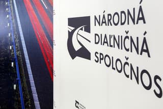 Na snímke logo Národnej diaľničnej spoločnosti (NDS) v Bratislave.