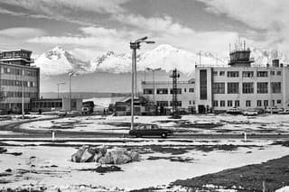 1970. Letisko bolo v prevádzke aj počas tuhých tatranských zím. 
