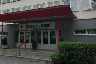 Stredoškolák čelí