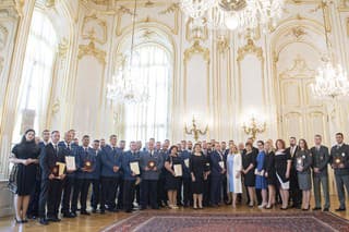 Prezidentka Zuzana Čaputová prijala v Bratislave ocenených Zlatým záchranárskym krížom. 