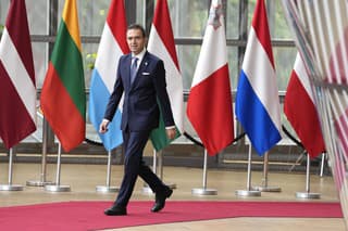 Premiér SR Ľudovít Ódor prichádza na summit EÚ v sídle Európskej rady v Bruseli 
