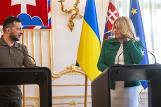 Na snímke prezidentka SR Zuzana Čaputová a ukrajinský prezident Volodymyr Zelenskyj.