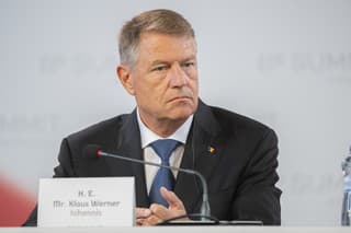Na snímke prezident Rumunska Klaus Iohannis.