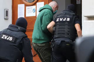 Na čele organizovanej skupiny mal stáť Slavomír Weiss, ktorý je právoplatne odsúdený na 24 rokov väzenia.