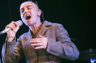 Zomrela speváčka Sinéad O’Connor.