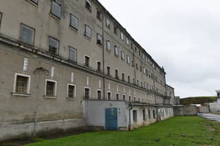 Väznica v Leopoldove.