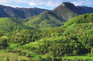 Rezort životného prostredia plánuje zaistiť ochranu Národného parku Muránska planina, ktorá by vyhovovala aj medzinárodným štandardom a rozšíriť ju na 50 %.