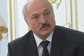 Bieloruský prezident Alexandr Lukašenko podpísal v sobotu zákon, ktorý zakazuje v Bielorusku pôsobiť 