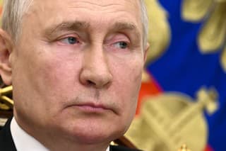 Ruský prezident Vladimir Putin počas zasadnutia vládneho kabinetu prostredníctvom videokonferencie v Kremli v Moskve 19. júla 2023.