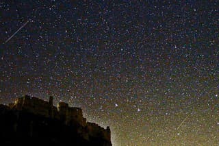 Nad Spišským hradom sa im podarilo zaznamenať stovky „padajúcich hviezd“.