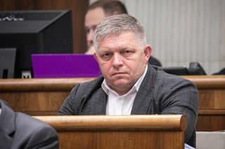 Šéf strany Smer-SD Robert Fico