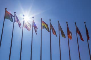 Vlajky krajín G20 (ilustračná fotografia).
