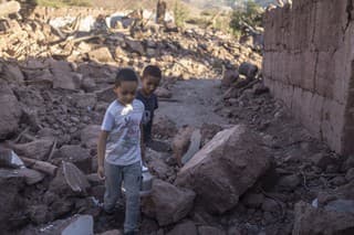 Maroko smúti za obeťami zemetrasenia, každý v oblasti stratil príbuzných