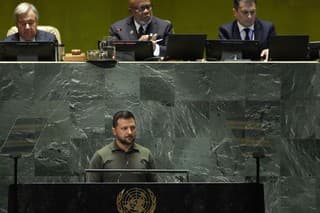 ukrajinský prezident Volodymyr Zelenskyj prijíma potlesk po svojom prejave počas rozpravy na 78. zasadnutí Valného zhromaždenia Organizácie Spojených národov (OSN).