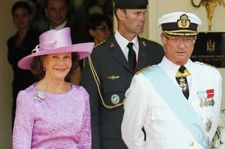 Švédska kráľovná Sylvia a švédsky kráľ Karol XVI. Gustáv.