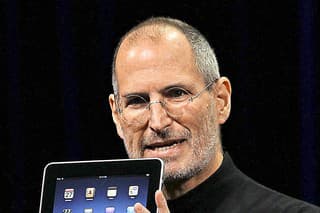 Steve Jobs uviedol iPad 1. generácie v roku 2010.