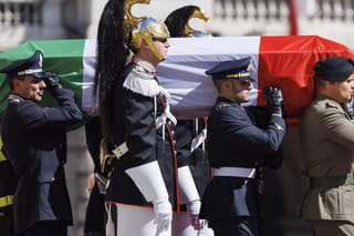 Pohreb Napolitana