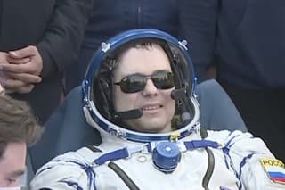 Traja astronauti sa vrátili na Zem po ročnom pobyte na ISS.