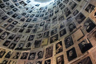 Fotografie obetí holokaustu (ilustračná foto)
