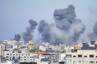 Izraelské nálety dnes v Pásme Gazy zabili 161 ľudí a zranili ďalších skoro 1000