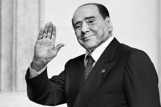 Berlusconi zomrel po boji s leukémiou.