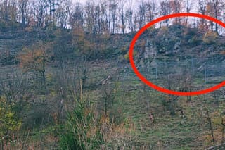 V obci Kozelník bola vyhlásená mimoriadna situácia v súvislosti s degradáciou skalného útesu v svahu nad cestou I/51.