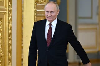 Putin čakajú pracovné cesty. Čo bude predmetom rokovaní ?
