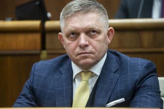 Predseda vlády SR Robert Fico (Smer-SD).