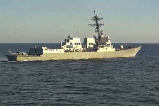 Americký torpédoborec USS Chafee.