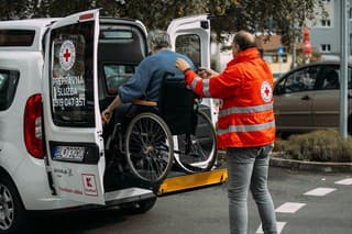 Prepravné služby Slovenského Červeného kríža sú tu aj pre vás.