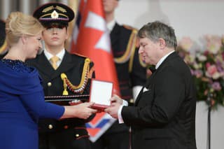 Zuzana Čaputová udelila štátne vyznamenia.
