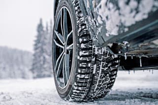 Základom bezpečnej jazdy sú kvalitné pneumatiky.