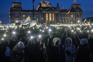 Masové protesty v Nemecku.
