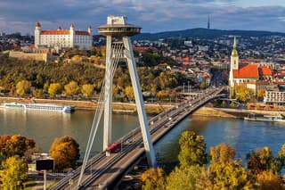 Až 72 % obyvateľov Bratislavy verí, že nájsť dobrú prácu v ich meste je ľahké.