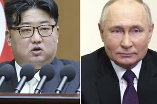 Na kombosnímke pózujú severokórejský vodca Kim Čong-un (vľavo) a ruský prezident Vladimir Putin (vpravo).