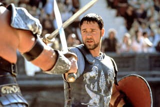 V roku 2000 nakrútil film Gladiátor. 
