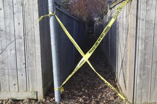 V dome na predmestí Ottawy našli policajti šiestich zavraždených ľudí.