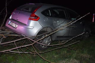 V Trnavskom kraji počas víkendu spôsobili opití vodiči štyri nehody.