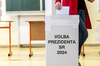 Prvé kolo volieb prezidenta Slovenskej republiky na ZŠ Alexandra Dubčeka v Bratislave.