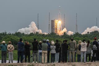 Družica Čchüe-čchiao-2 odštartovala minulý týždeň v stredu z kozmodrómu na juhočínskom ostrove Chaj-nan. 