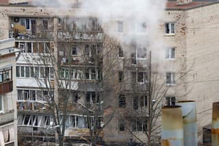 V bytovom dome v ruskom  meste Petrohrad došlo v sobotu ráno k výbuchu.