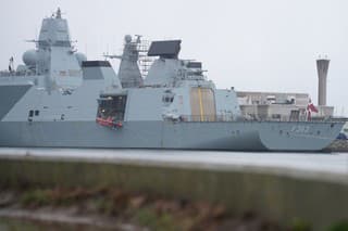 Na dánskom vojenskom plavidle došlo k poruche zbraňového systému.