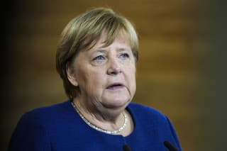 Na archívnej snímke z 22. novembra 2021 vtedajšia nemecká kancelárka Angela Merkelová.
