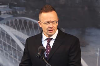 Na snímke maďarský minister zahraničných vecí a obchodu Péter Szijjártó.