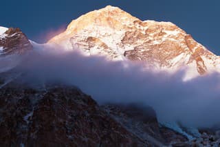 Makalu je 5. najvyššia hora sveta. 